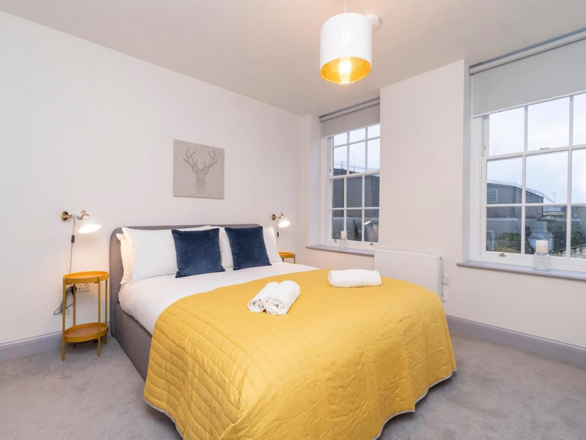 Ferienwohnung Pass The Keys Stunning 2 Bed Retreat In The Heart Of Bath Exterior foto